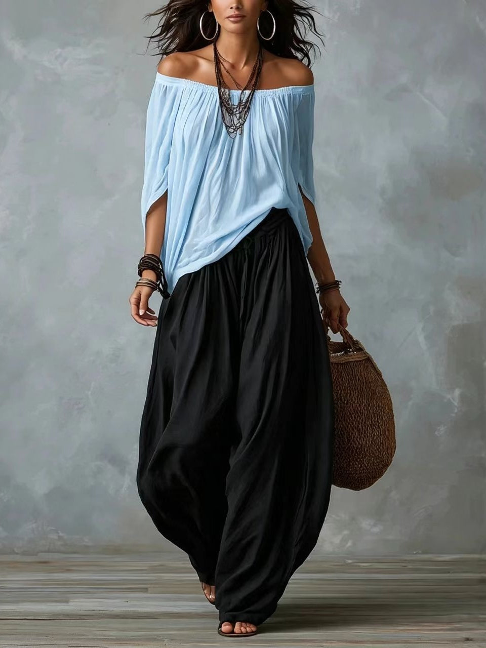 Top Bianco Off-the-shoulder e Set di Pantaloni Lantern Larghi