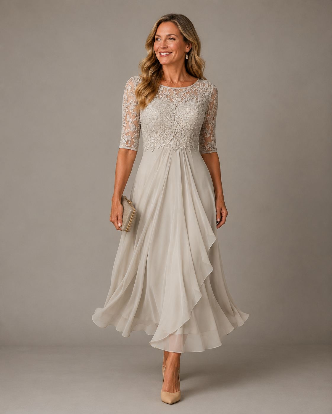 Rosa – Il Vestito Midi in Pizzo Flattering