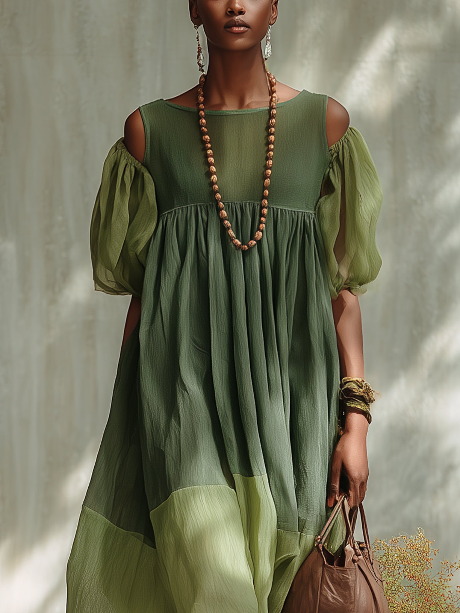 Abito Midi in Chiffon Verde con Spalle Scoperte — Lucia Toscana (2)