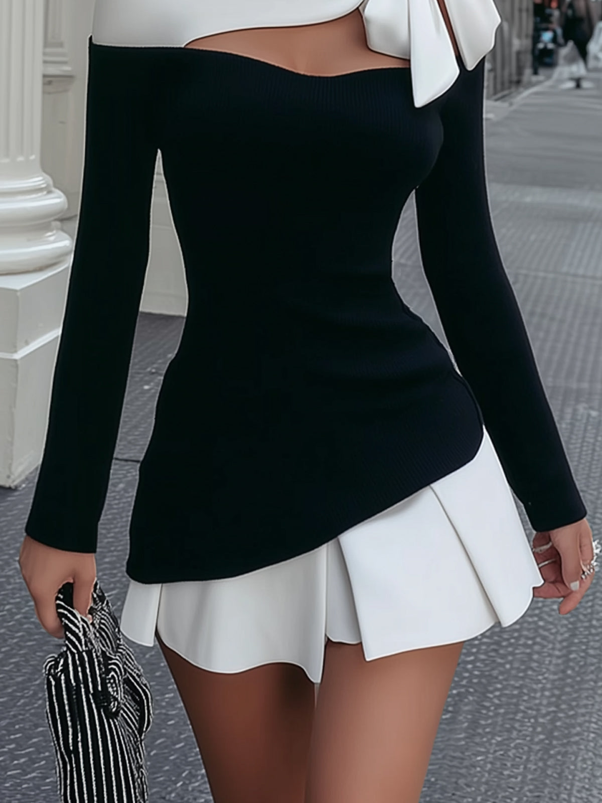 Mini Abito Set con Spalline e Fiocco Cucito in Bianco e Nero