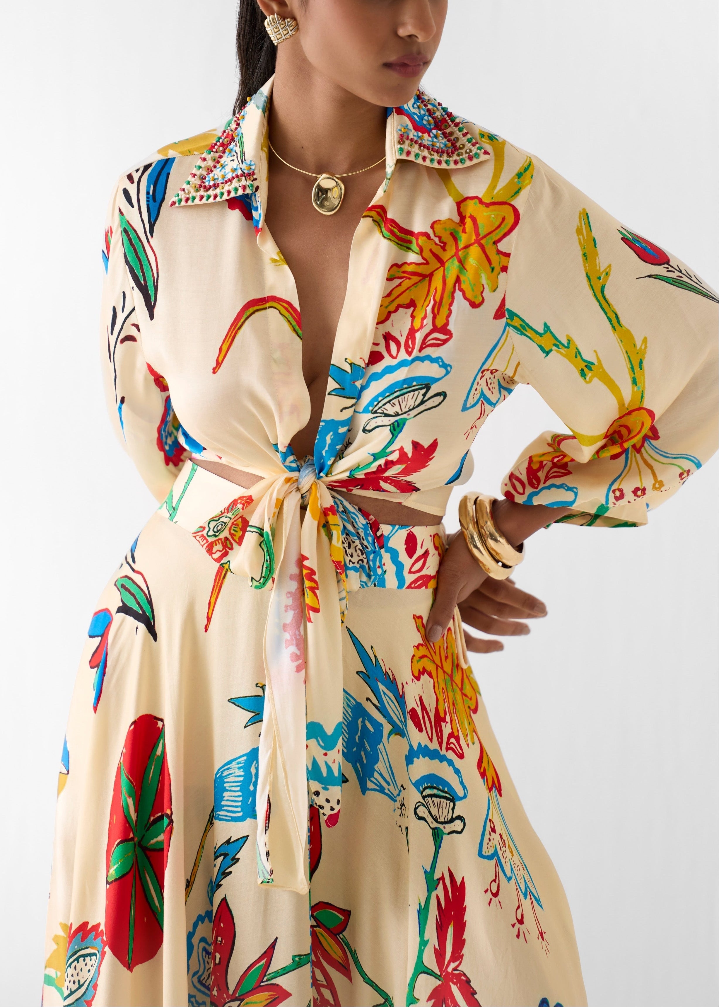 Set Due Pezzi Boho con Camicia a Maniche Lunghe e Gonna Maxi con Stampa Floreale Tropicale