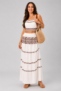 Sylvie | Abito midi ricamato con spalline sottili