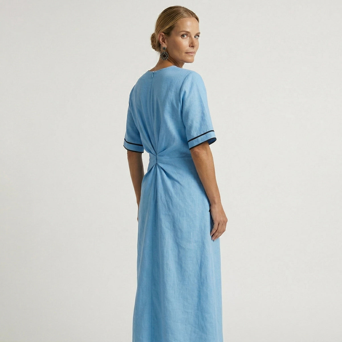 Mila | Abito Elegante con Vita Sottile e Chic da Vacanza