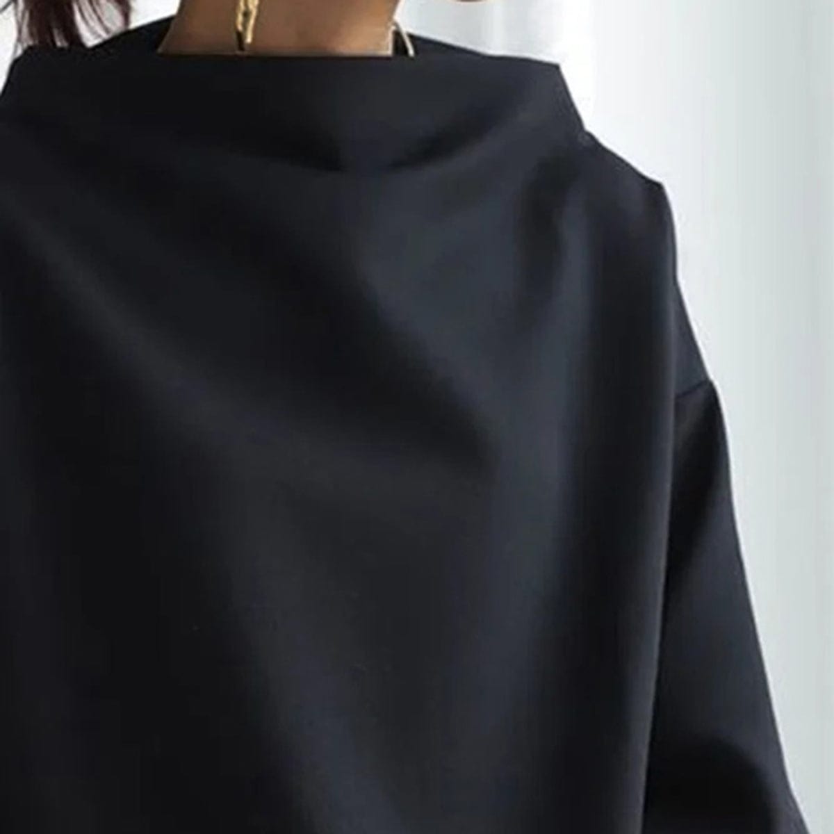 Joan | Top Drappeggiato con Collo Alto