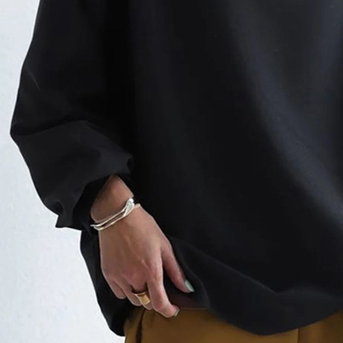 Joan | Top Drappeggiato con Collo Alto