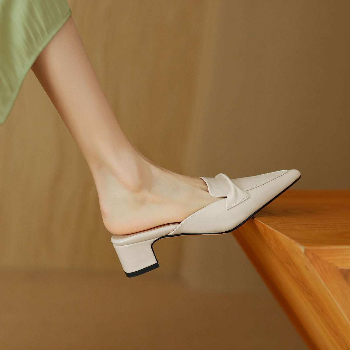 Erlen | Mule in Pelle Vera