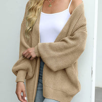 Cardigan lavorato a maglia per donne con maniche a lanterna lunghe