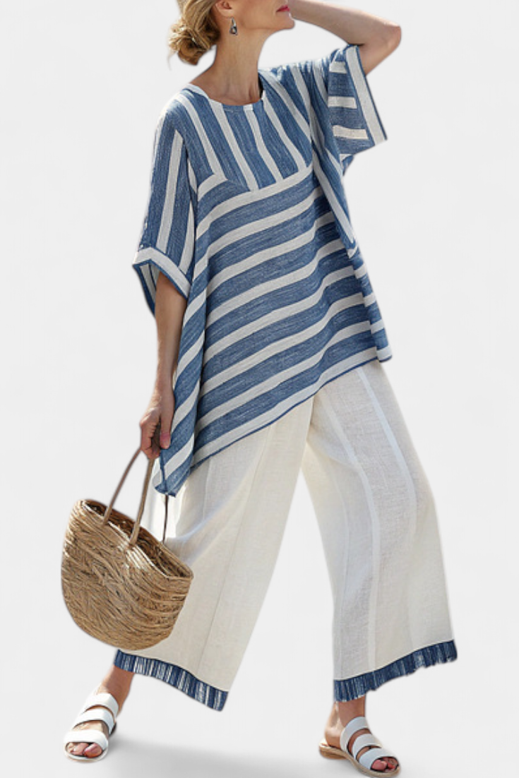 Corvielle | Top Blu Striato Sofisticato & Pantaloni con Dettagli al Fondo