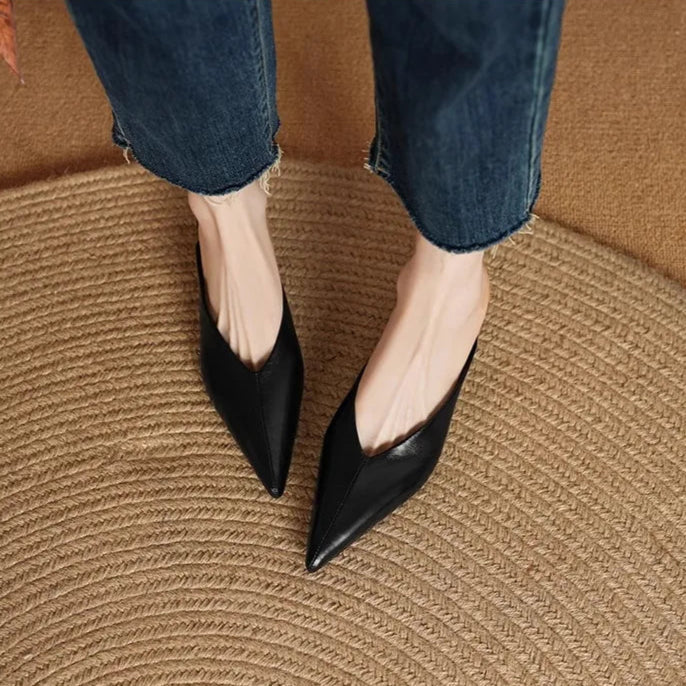 Mule in pelle Eneva