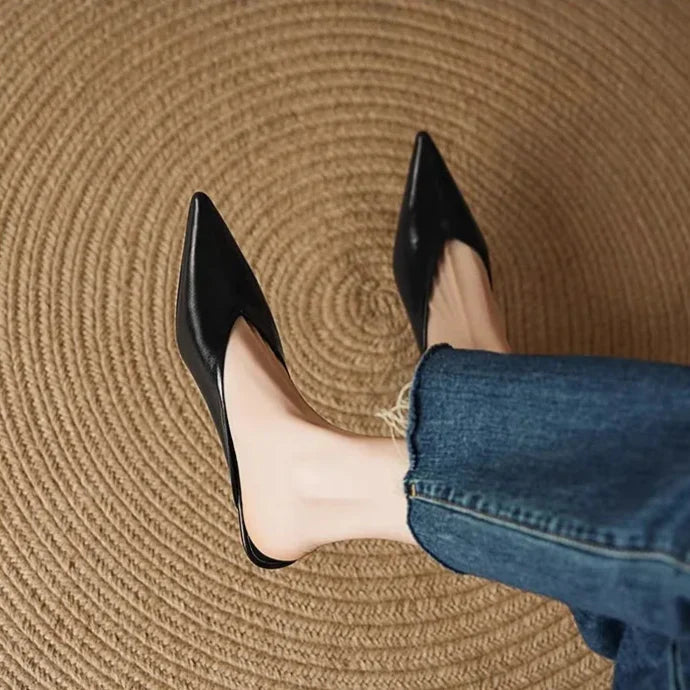 Mule in pelle Eneva