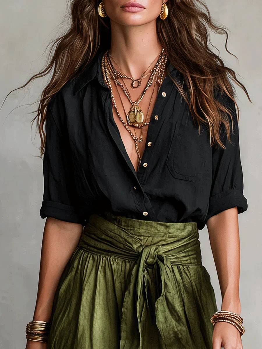 Completo Elegante di Due Pezzi con Blusa Nera e Gonna Midi