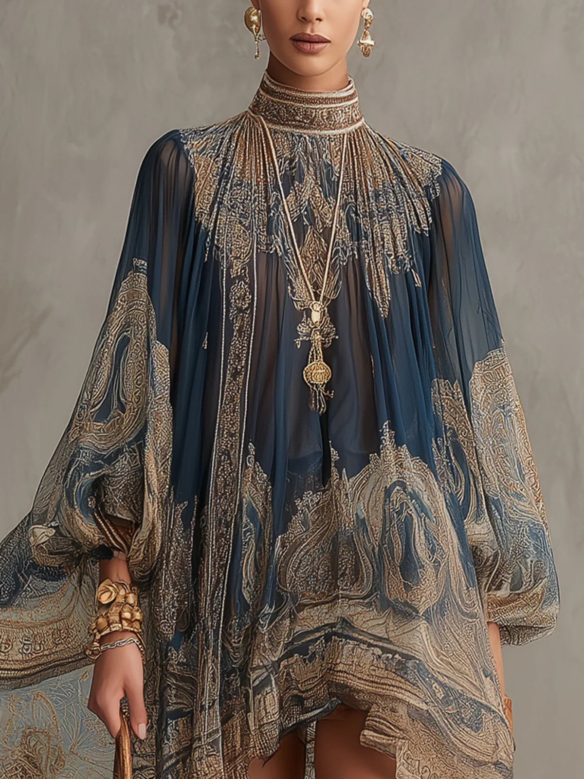 Abito Mini Irregolare in Chiffon con Stampa Barocca Blu Navy e Collo Alto