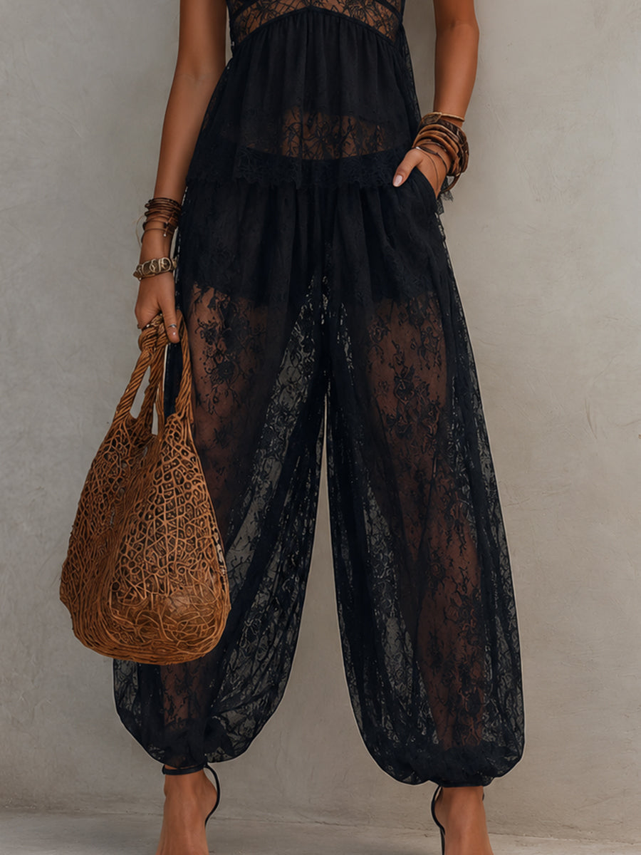 Set Top Senza Schienale in Pizzo Nero e Pantaloni Harem