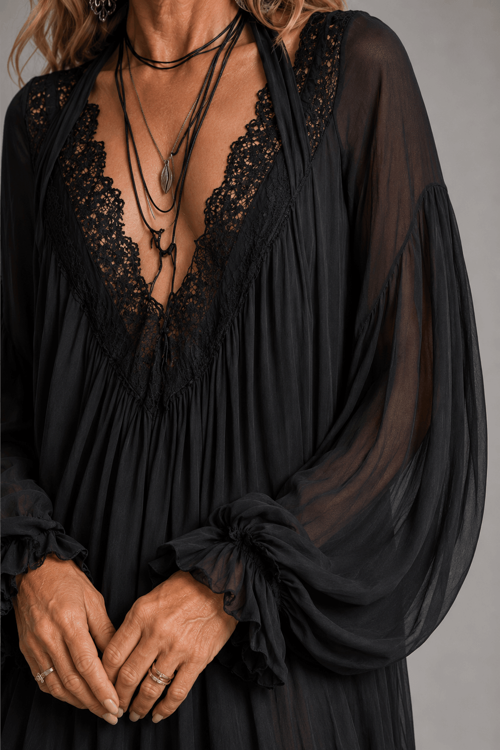 Elara™ | Abito Mini in Chiffon Nero