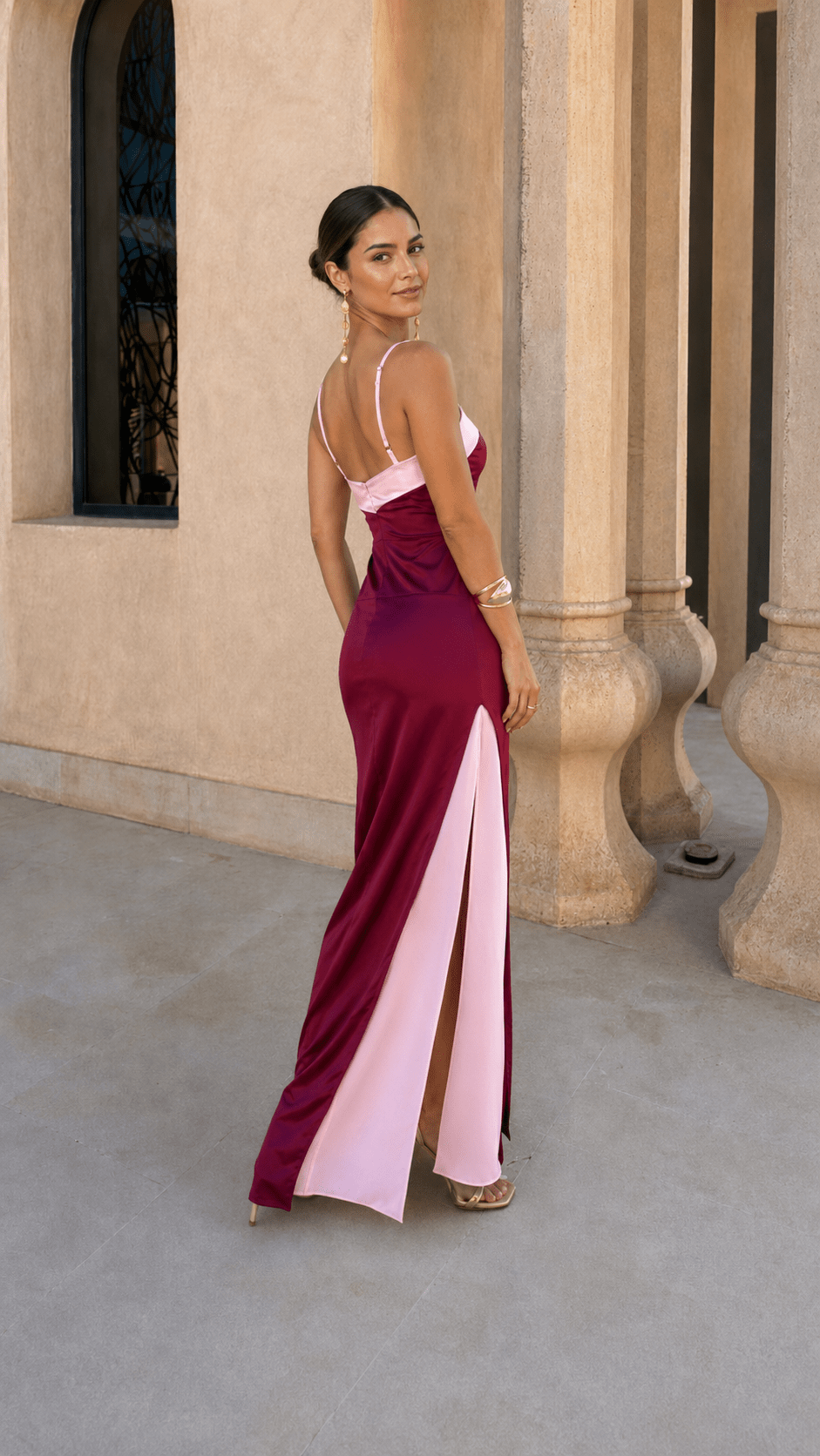 Teresa™ | Abito Lungo in Satin con Collo Incrociato